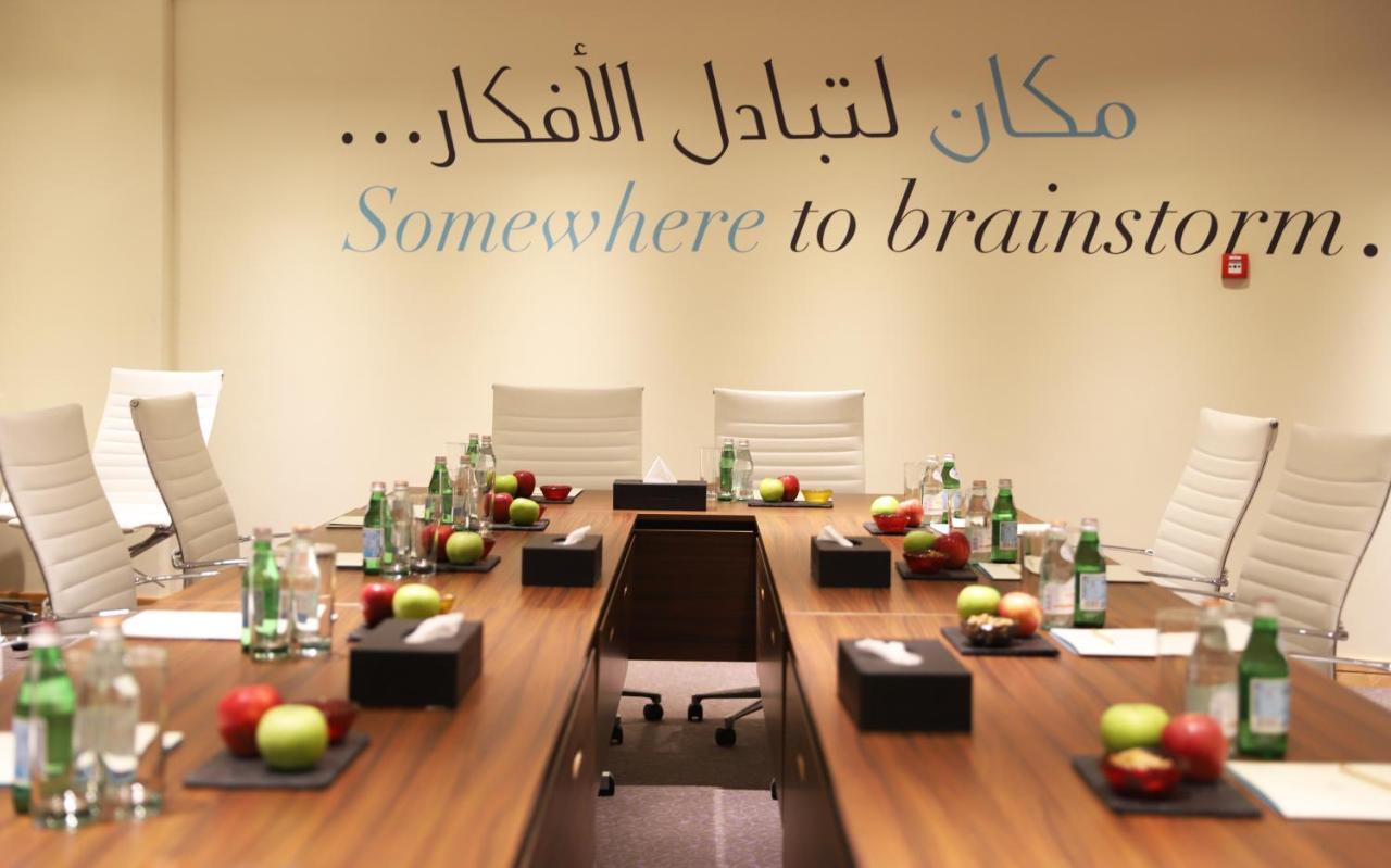 Somewhere Hotel Al Ahsa Al-Hofuf Esterno foto A meeting room at the hotel