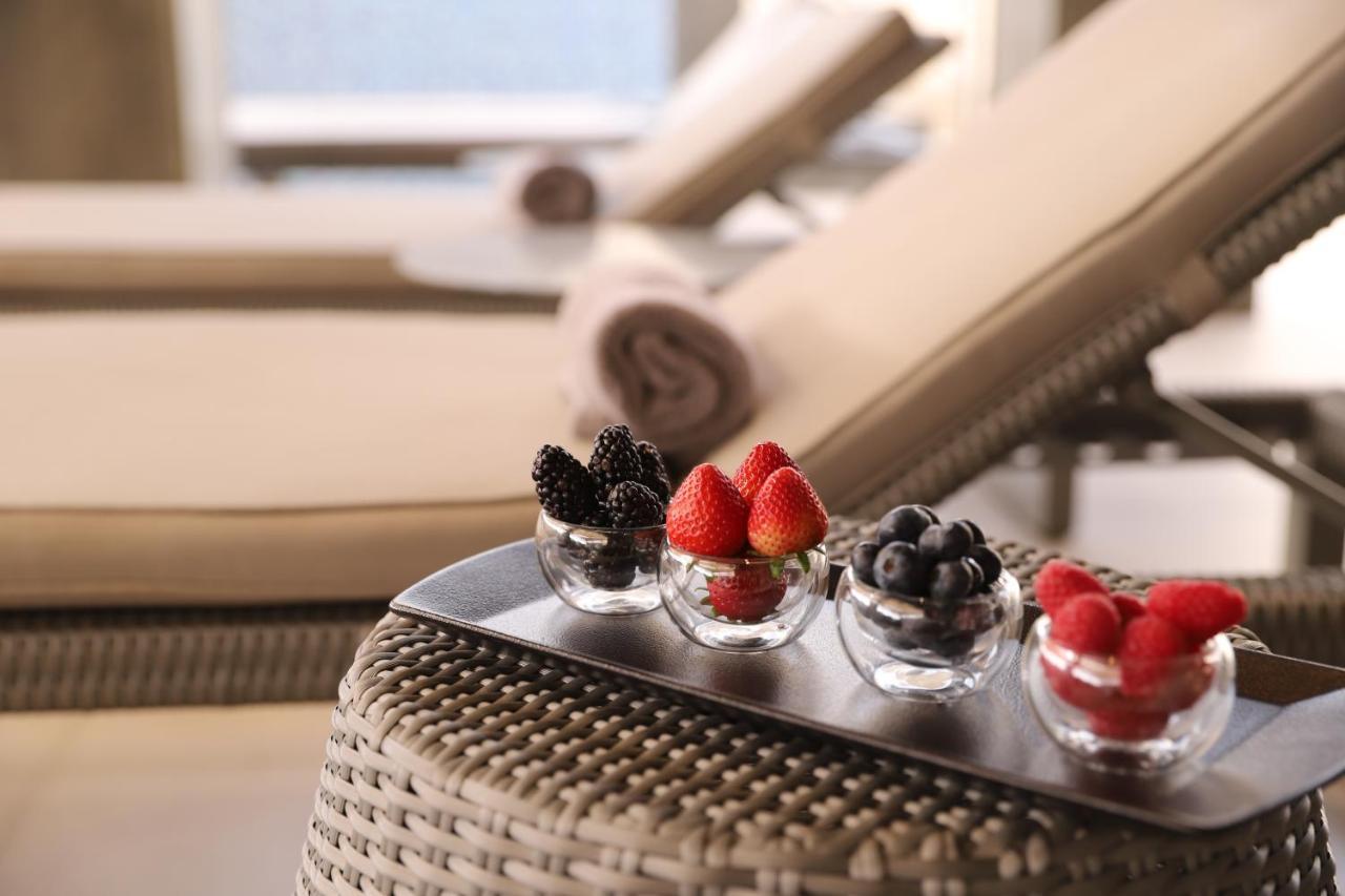 Somewhere Hotel Al Ahsa Al-Hofuf Esterno foto Fruit at a spa