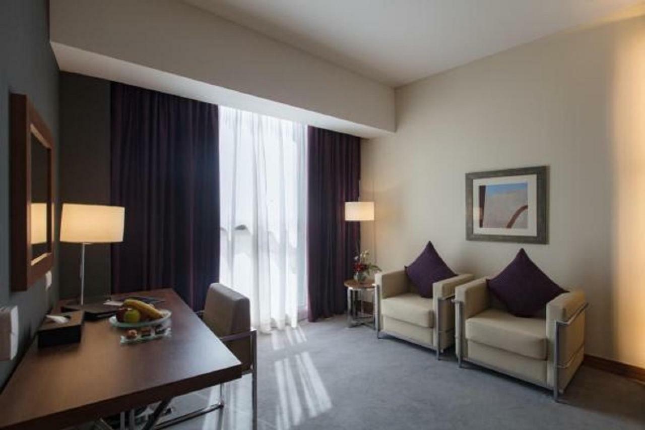 Somewhere Hotel Al Ahsa Al-Hofuf Esterno foto A room at the hotel