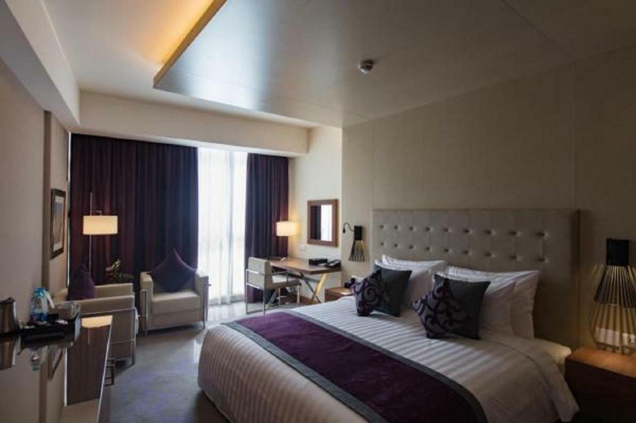 Somewhere Hotel Al Ahsa Al-Hofuf Esterno foto Deluxe Room
