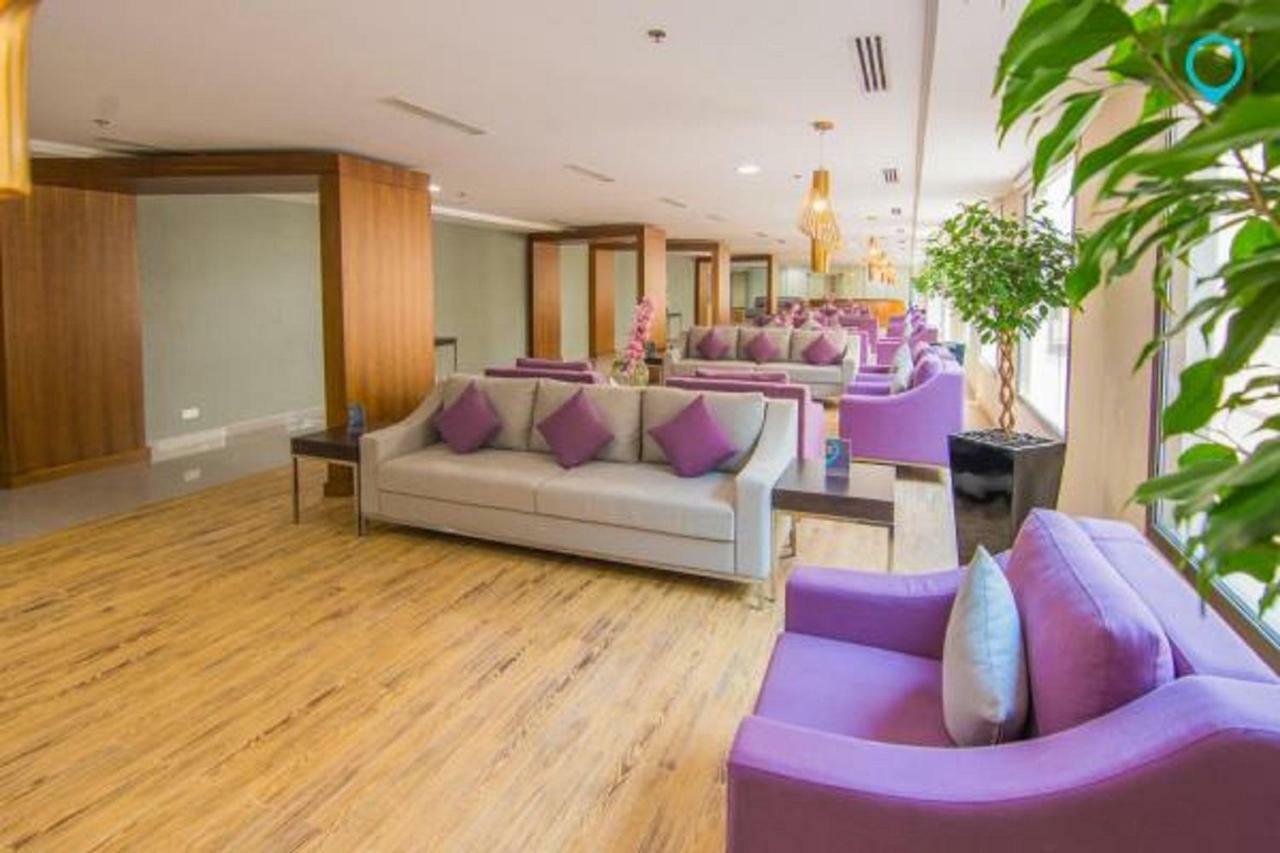 Somewhere Hotel Al Ahsa Al-Hofuf Esterno foto The lounge at the airport